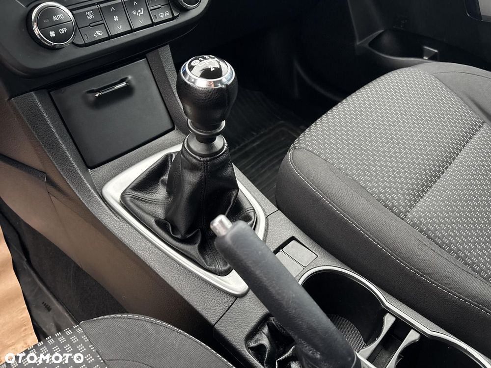 Toyota Corolla 1.6 Premium EU6 - 17