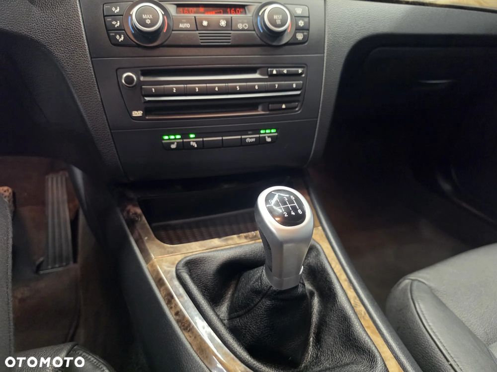 BMW Seria 1 120d DPF Edition Lifestyle - 38