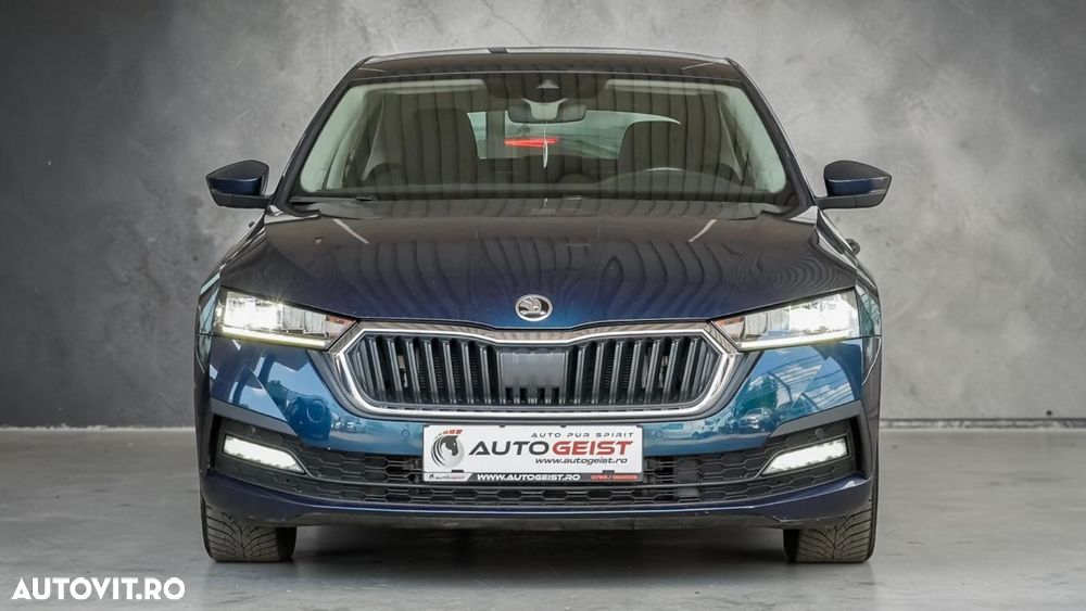 Skoda Octavia 2.0 TDI DSG Ambition - 10