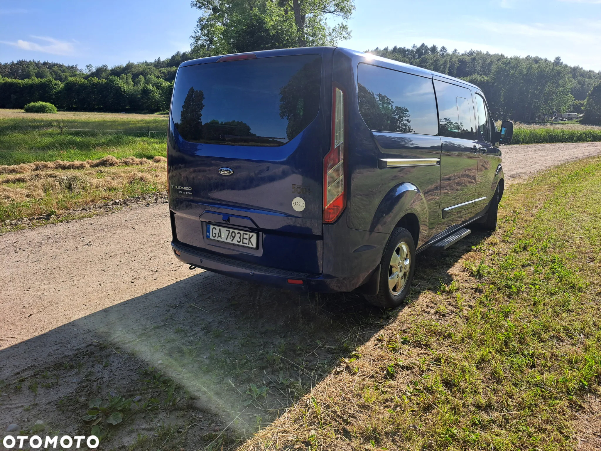 Ford Tourneo Custom - 3