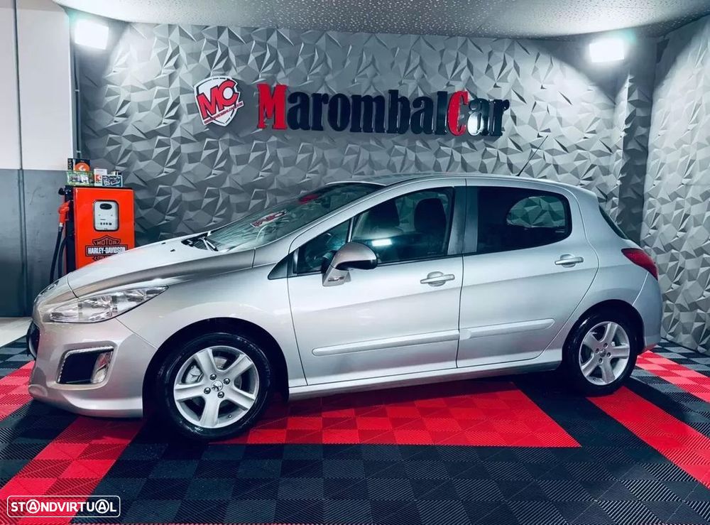 Peugeot 308 1.6 HDi Executive - 4