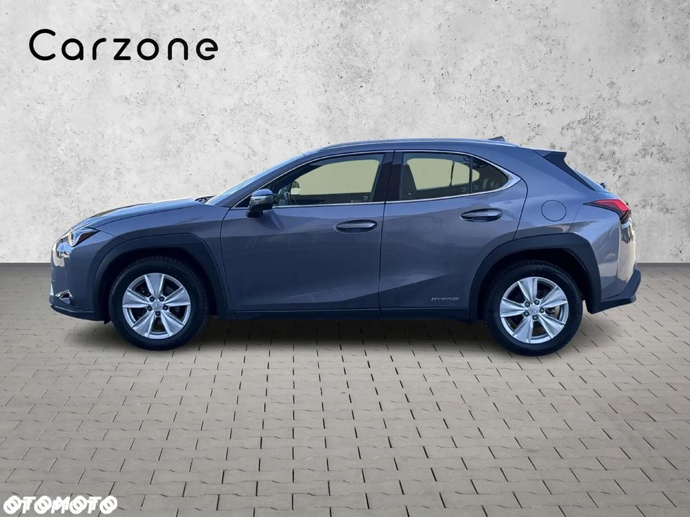 Lexus UX - 3