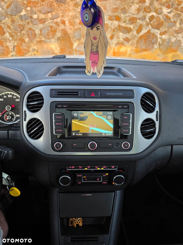 Volkswagen Tiguan - 9