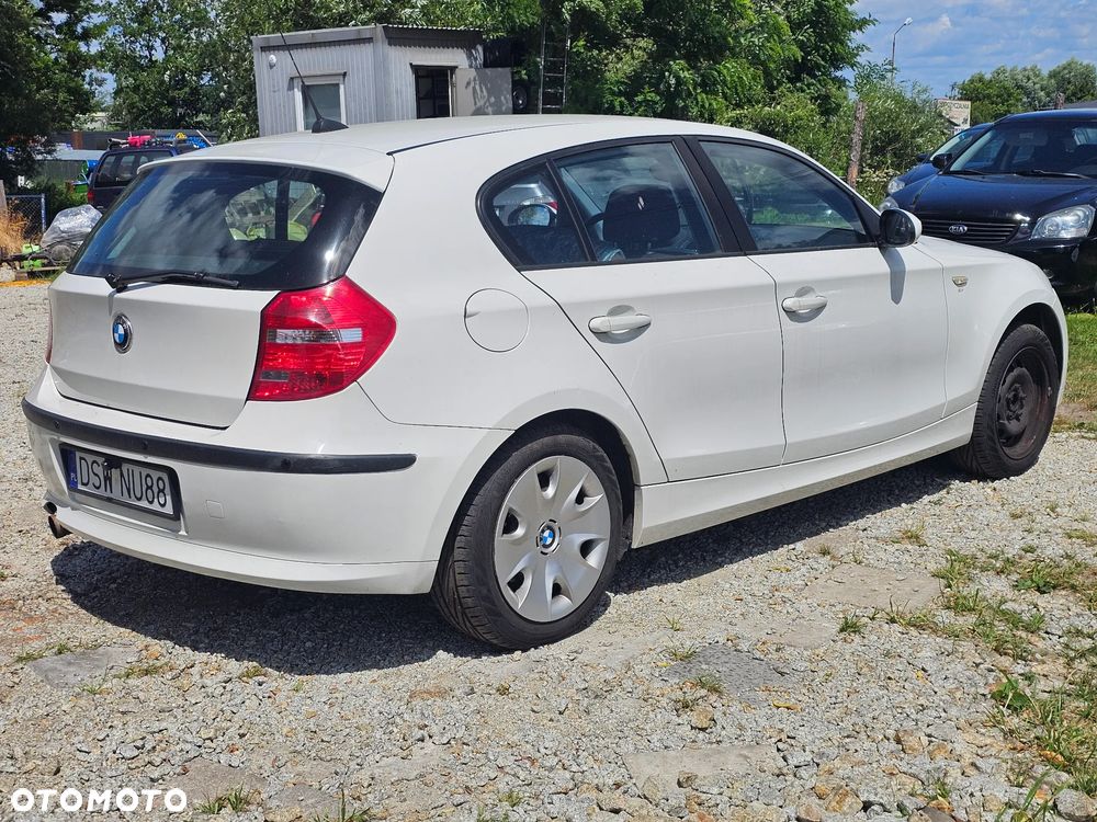 BMW Seria 1 116i - 4