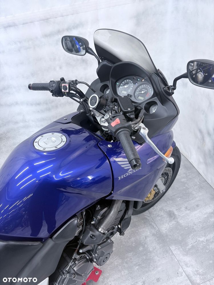Honda CBF - 9