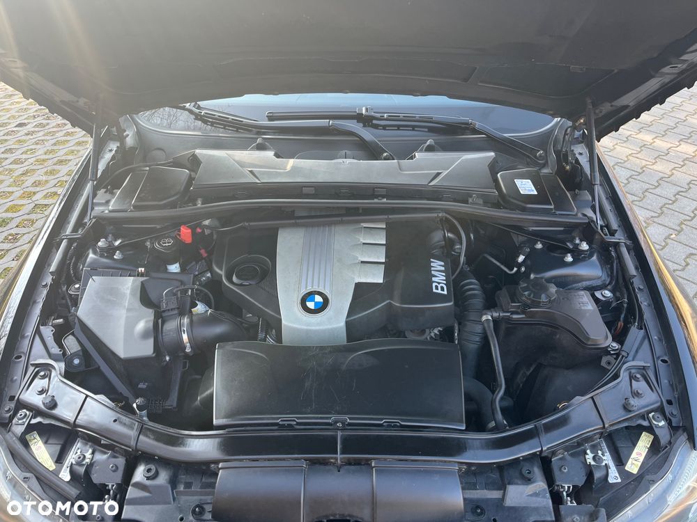 BMW Seria 3 - 24
