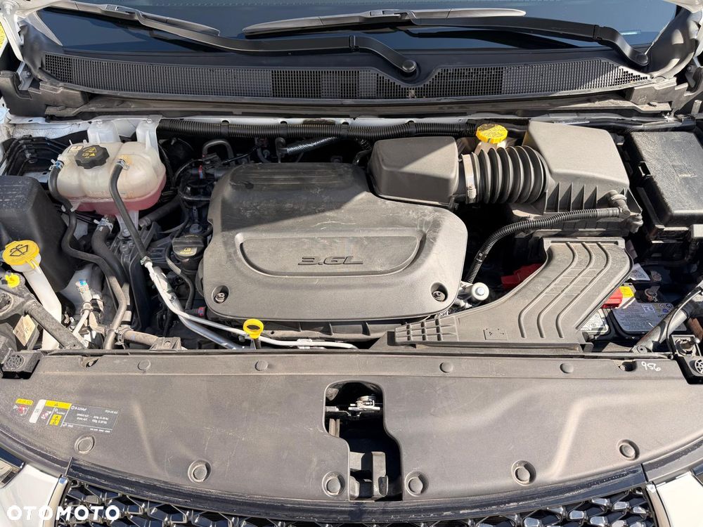 Chrysler Pacifica - 33