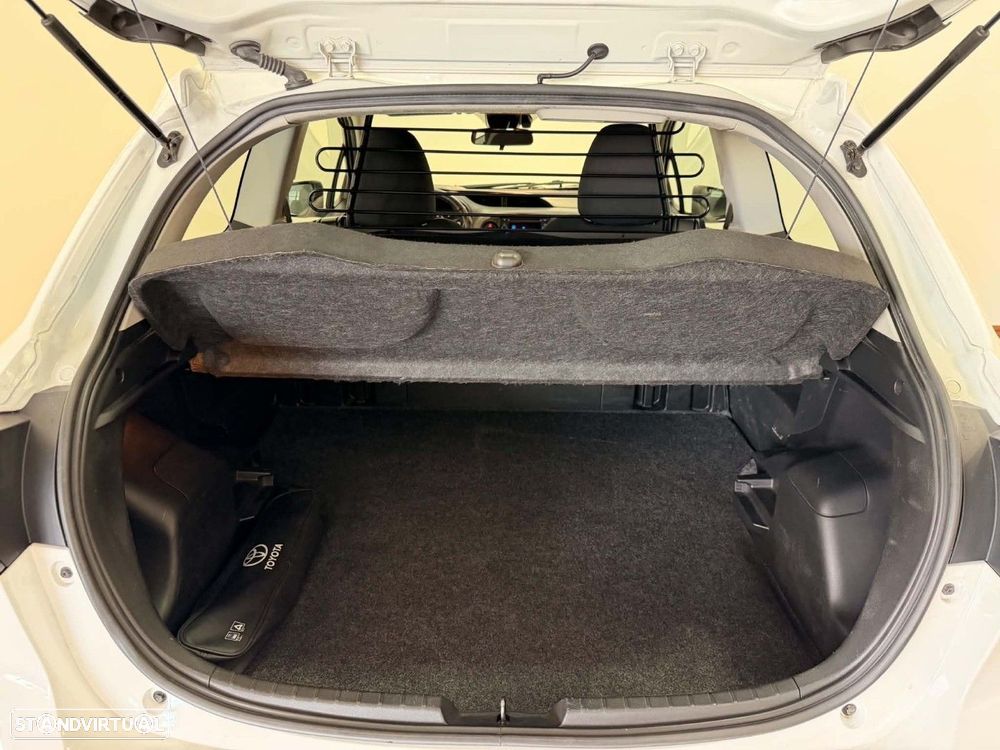Toyota Yaris 1.0 VVT-i - 15