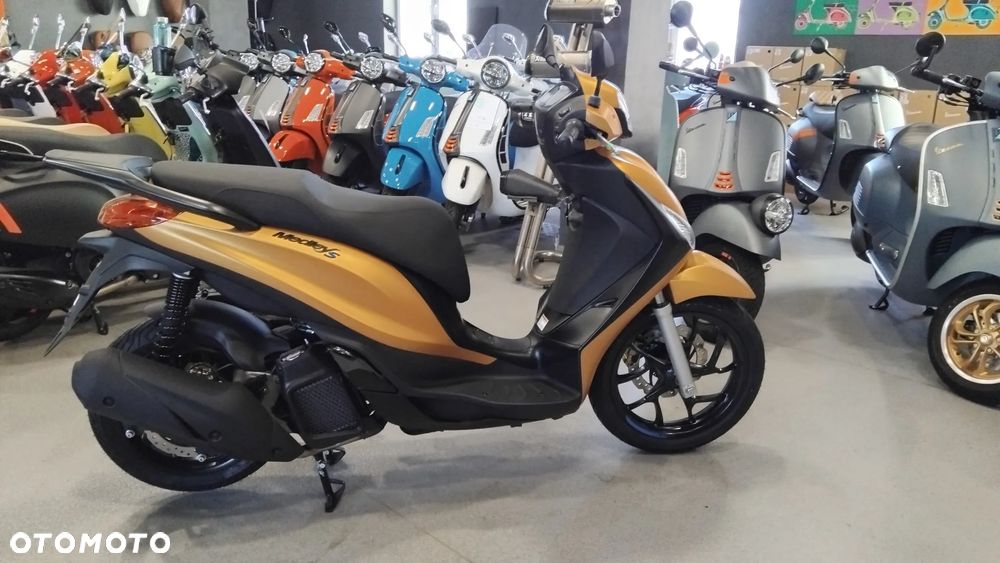 Piaggio Medley - 2