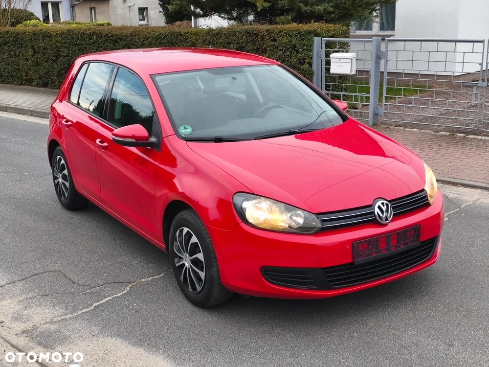 Volkswagen Golf - 6