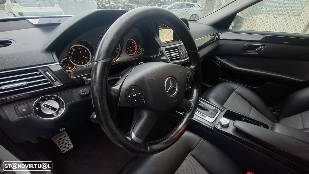 Mercedes-Benz E 200 CDI DPF BlueEFFICIENCY Auto Avantgarde - 22