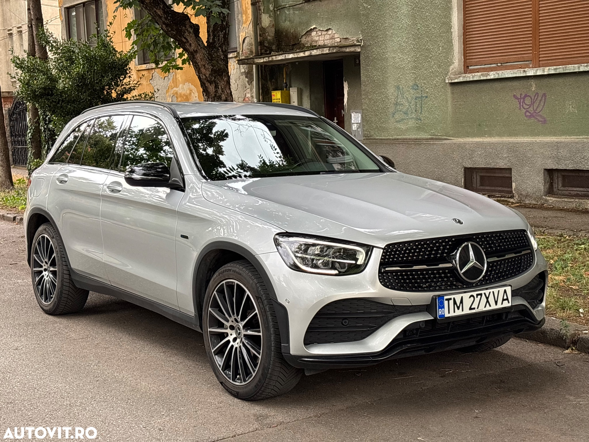 Mercedes-Benz GLC 300 e 4MATIC - 20