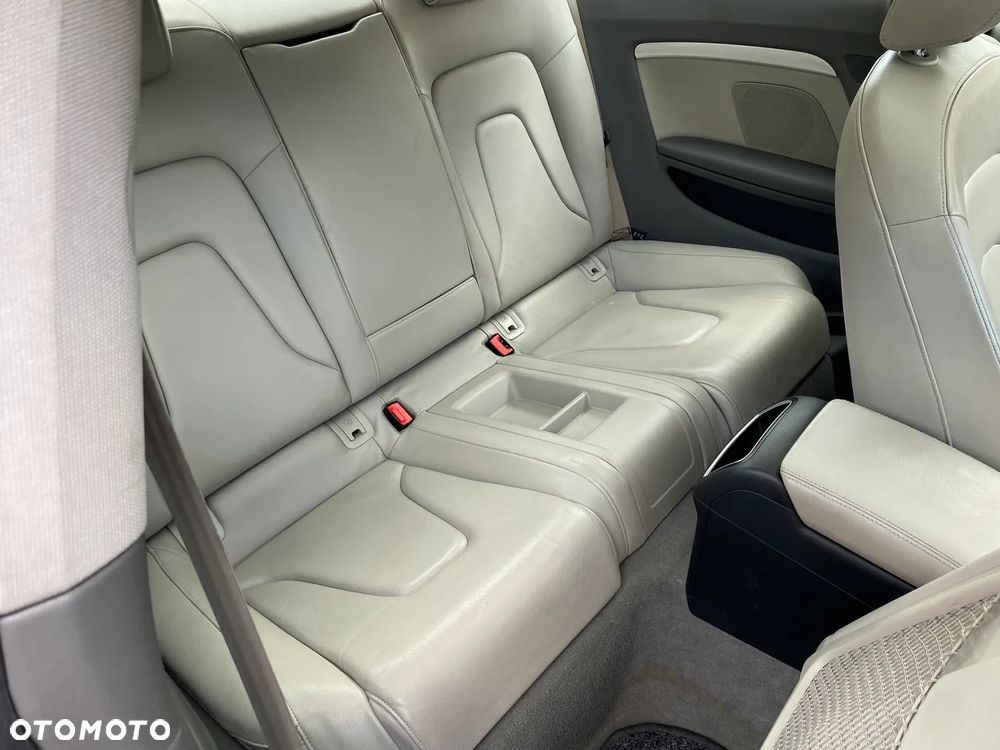 Audi A5 ver-2-0-tfsi-quattro-s-tronic - 30