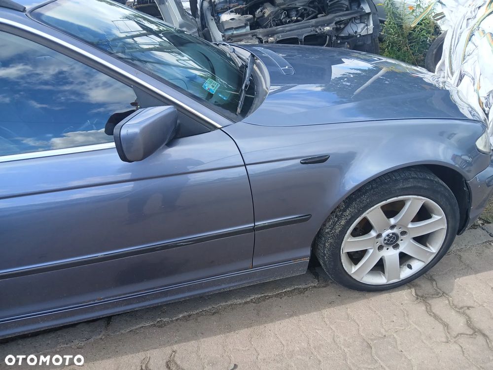 BMW V6 3.0 E46 Touring lift 204km STAHLBLAU METALLIC 372 maska pokrywa silnika klapa bagażnika zderzak lampa reflektor pas przedni stop lampy halogeny przeciwmgłowe odblaski grill atrapa - 4