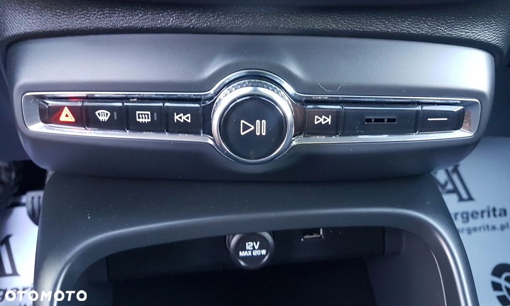 Volvo XC 40 D3 Momentum - 21