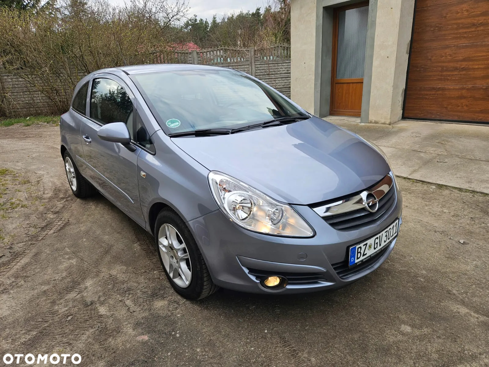 Opel Corsa 1.4 16V - 2