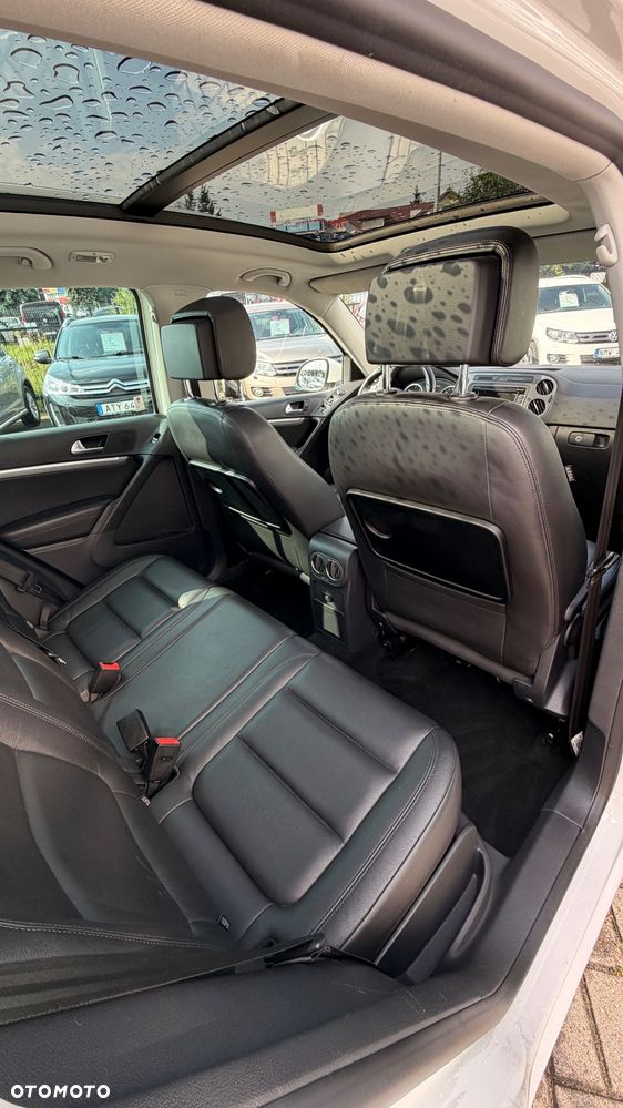 Volkswagen Tiguan 2.0 TDI DPF 4Motion BlueMotion Technology DSG Sport & Style - 12
