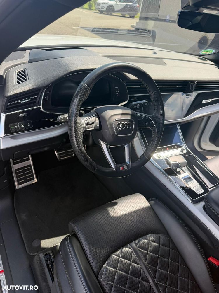 Audi Q8 60 TFSIe quattro tiptronic - 8