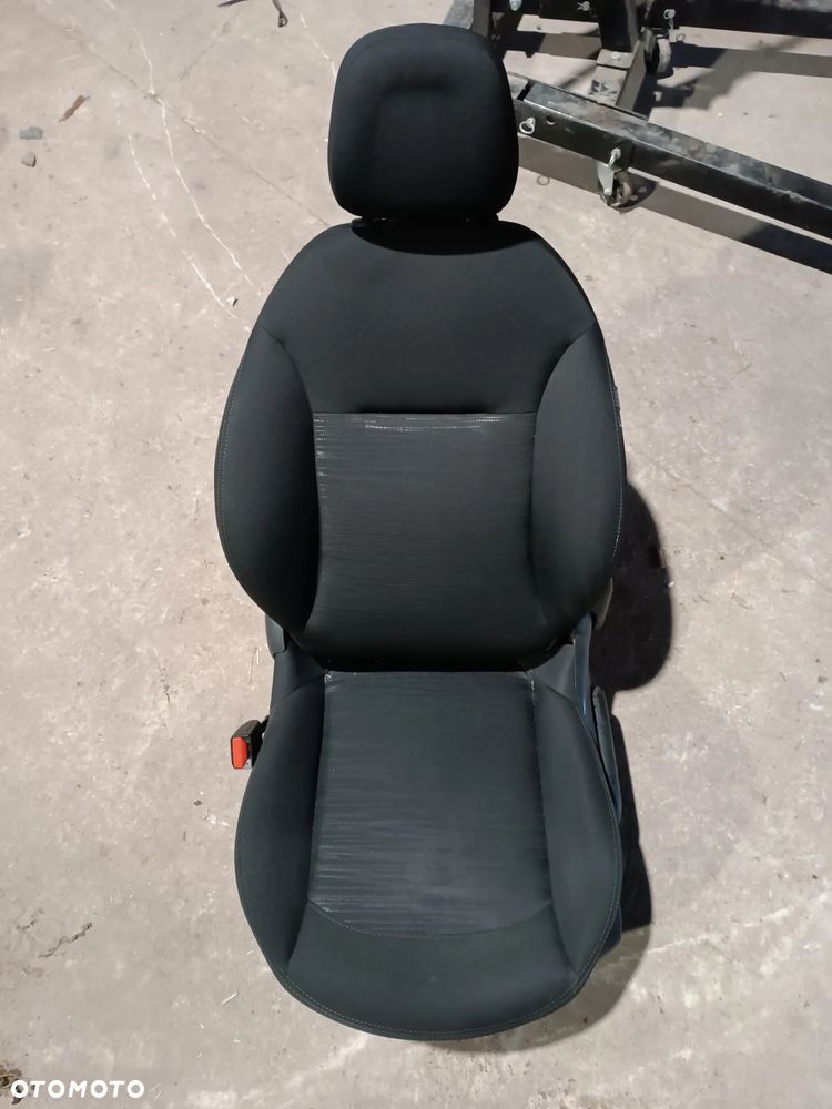 FOTEL KIEROWCY LEWY PRZÓD PRZEDNI PEUGEOT 208 - 1