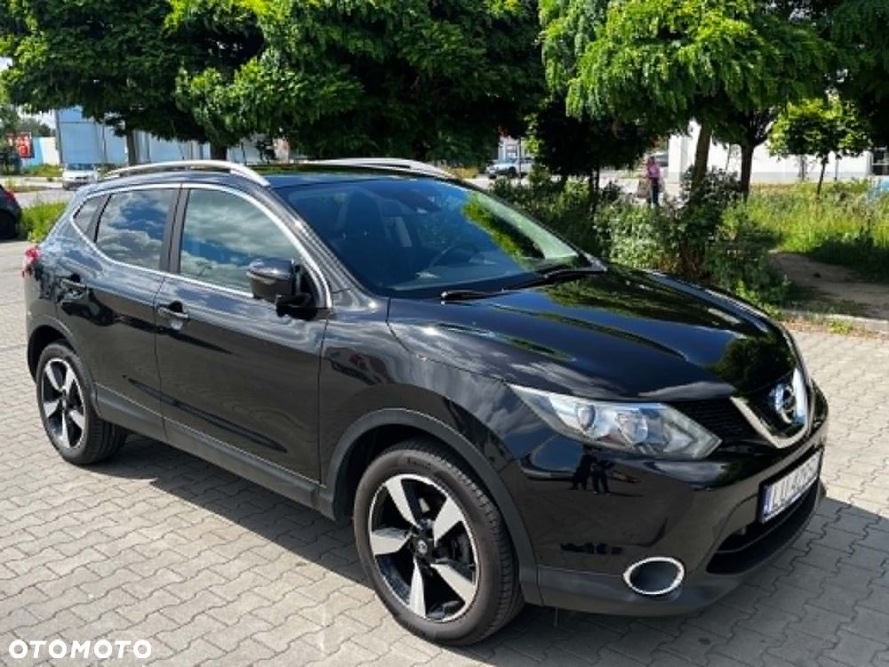 Nissan Qashqai - 2