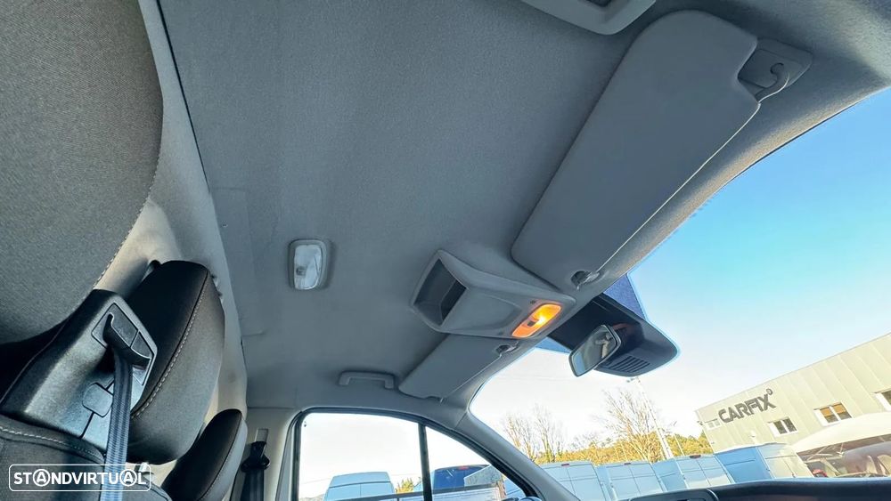 Ford Transit Custom 2.0 TDCi CX Automática - 21