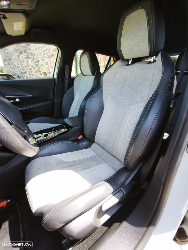 Peugeot e-2008 GT - 9