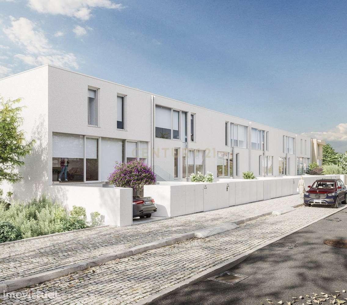 Moradia T4 com projeto aprovado - Maia - Grande imagem: 2/8