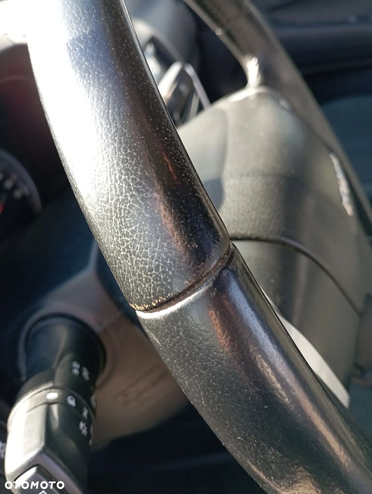 Isuzu D-Max 1.9 EC LS+ - 21