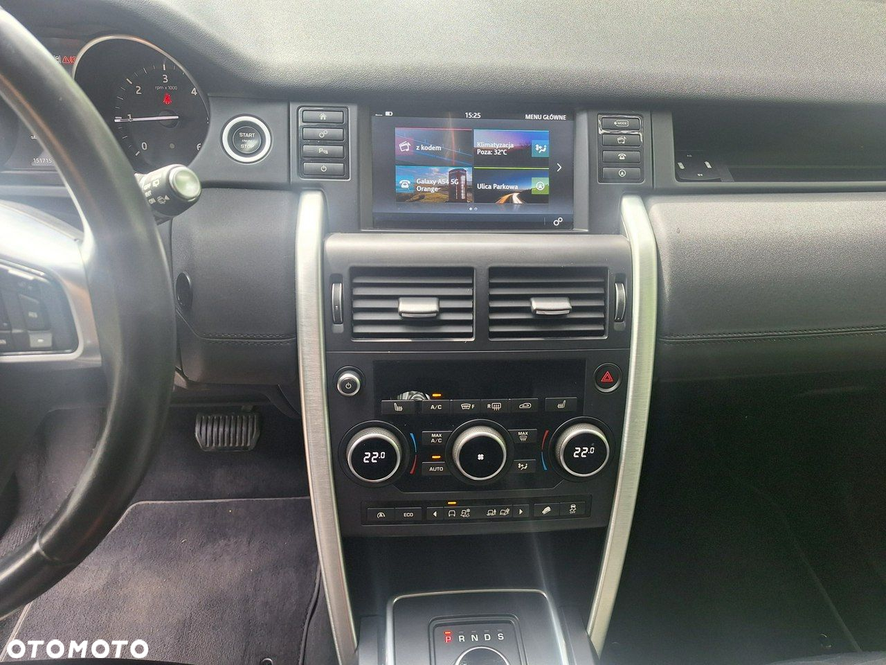 Land Rover Discovery Sport - 12