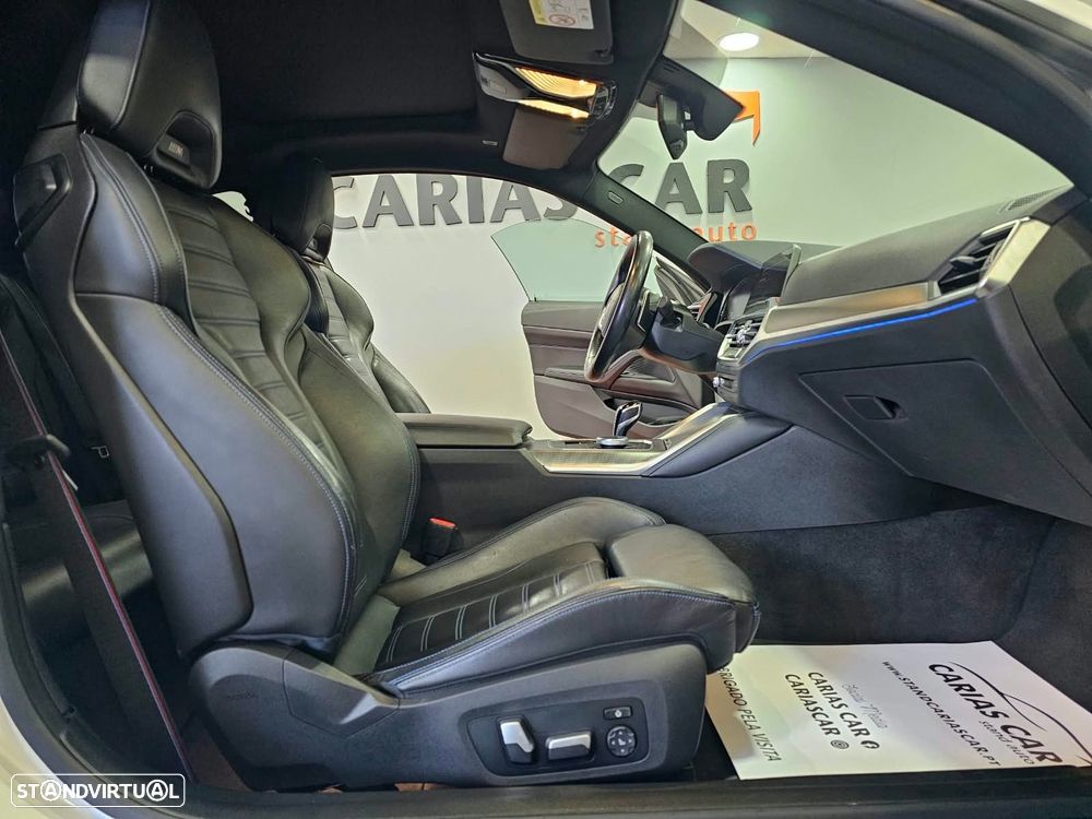 BMW 420 d Desportiva M Auto - 12