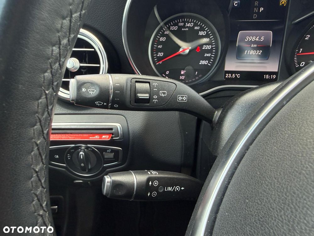 Mercedes-Benz GLC 250 4Matic 9G-TRONIC AMG Line - 20