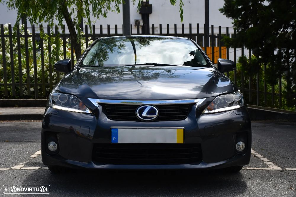 Lexus CT 200h 4E P.Executive+Tecto de Abrir - 4