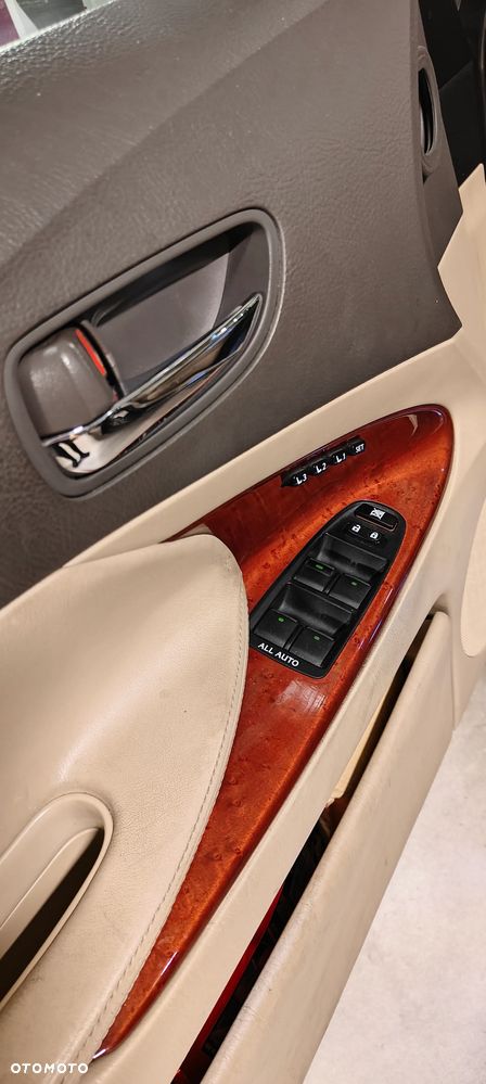 Lexus GS - 36