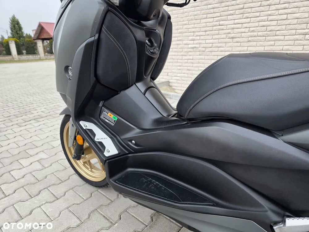 Yamaha X-max - 19