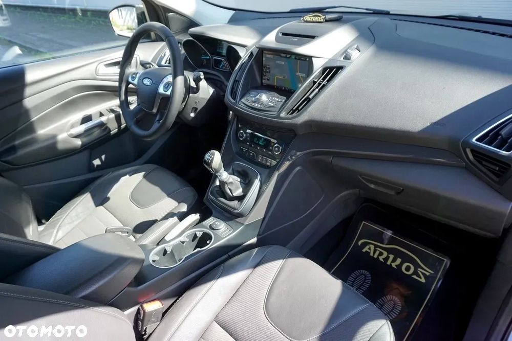 Ford Kuga 2.0 TDCi 4x4 Business Edition - 35