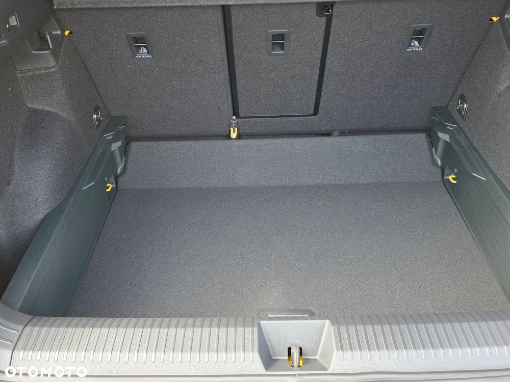 Volkswagen T-Roc 1.5 eTSI Life DSG - 25