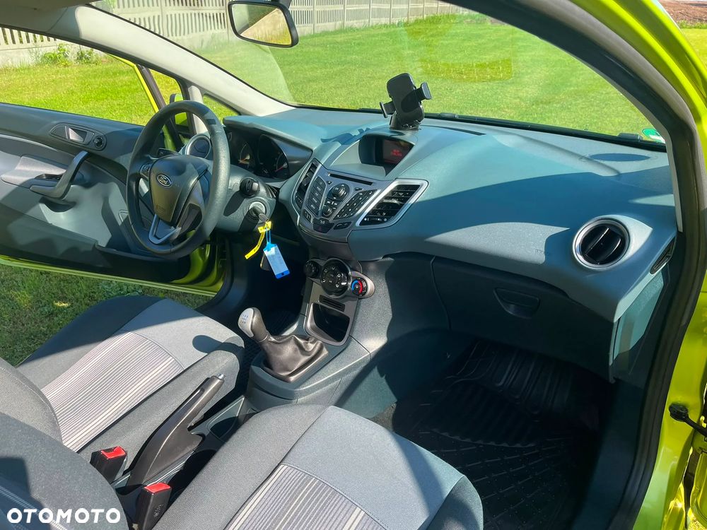 Ford Fiesta 1.4 Champions Edition - 10