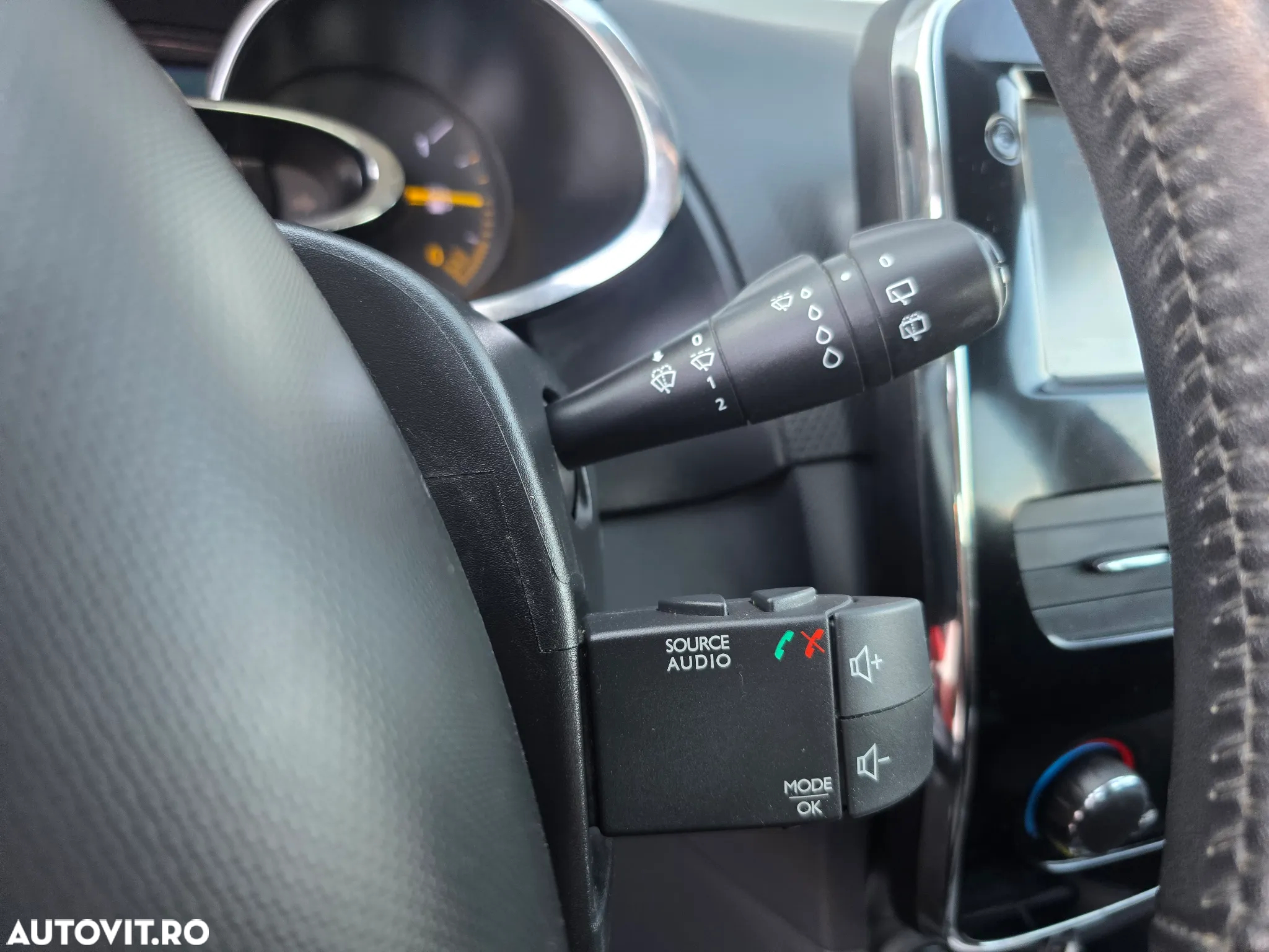 Renault Clio TCe 90 Limited - 21