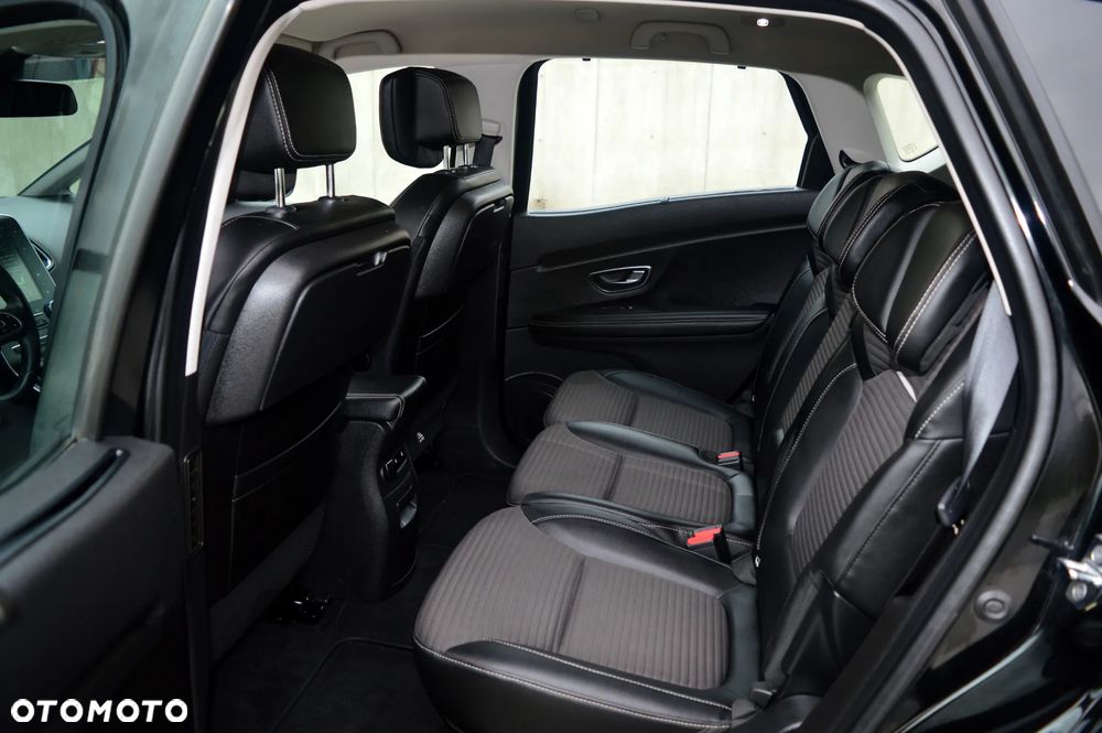 Renault Scenic - 11