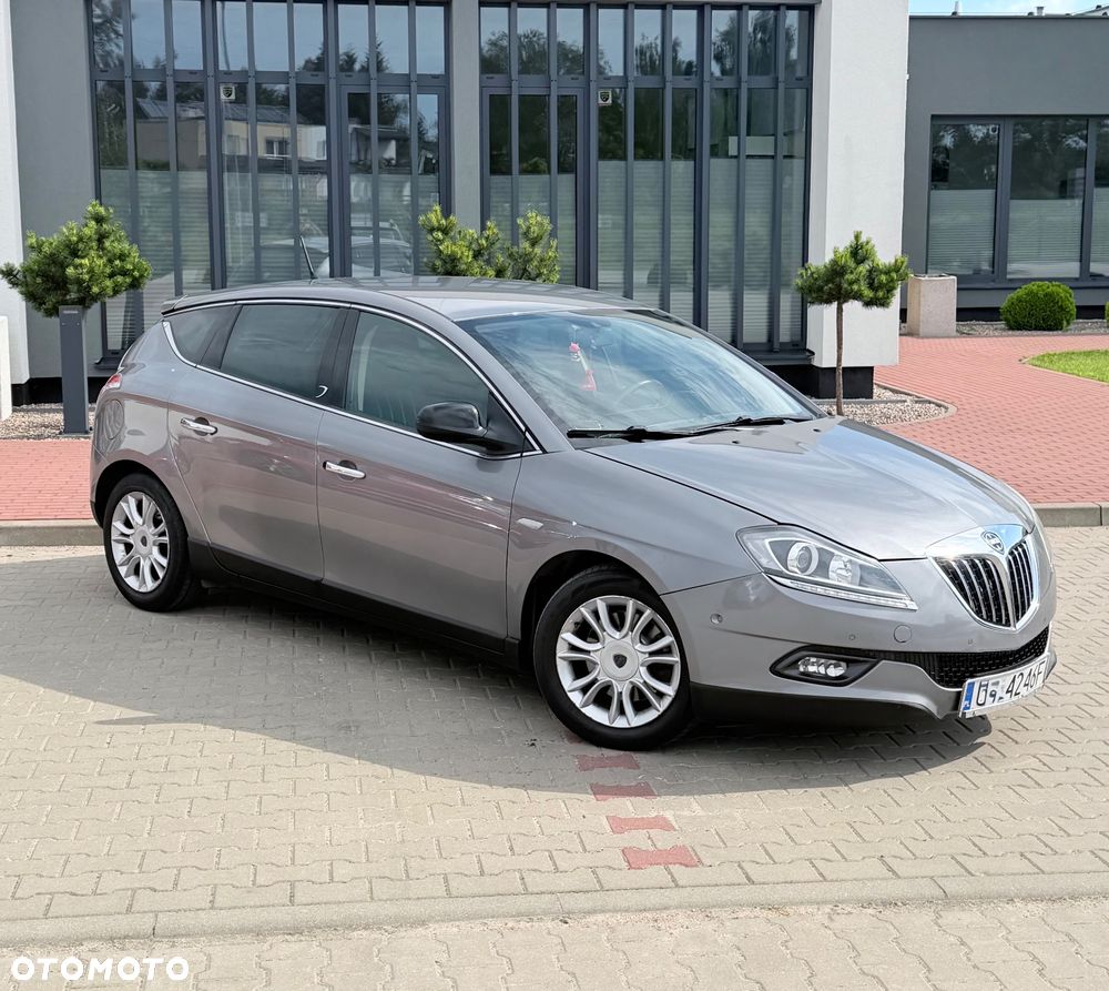 Lancia Delta 1.9 Multijet Twinturbo Executive - 2