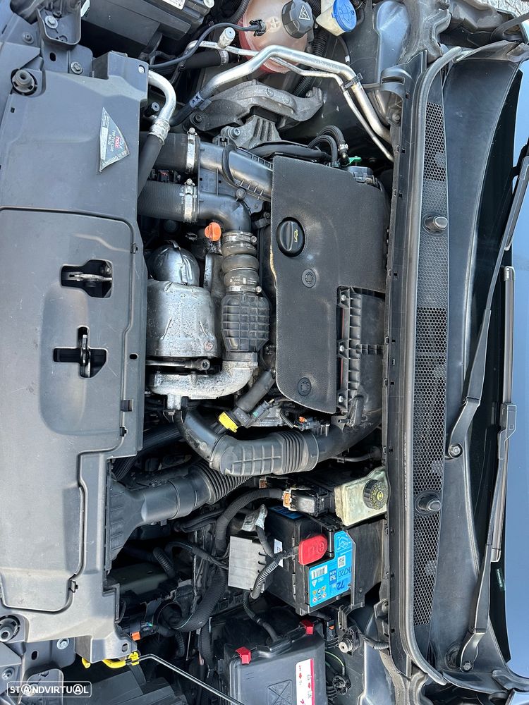 Peugeot 308 SW BlueHDi 120 EAT6 Stop & Start Active - 43