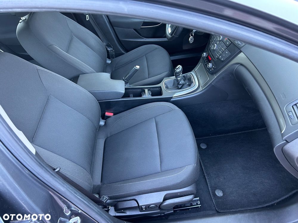 Opel Insignia 1.8 Cosmo - 14