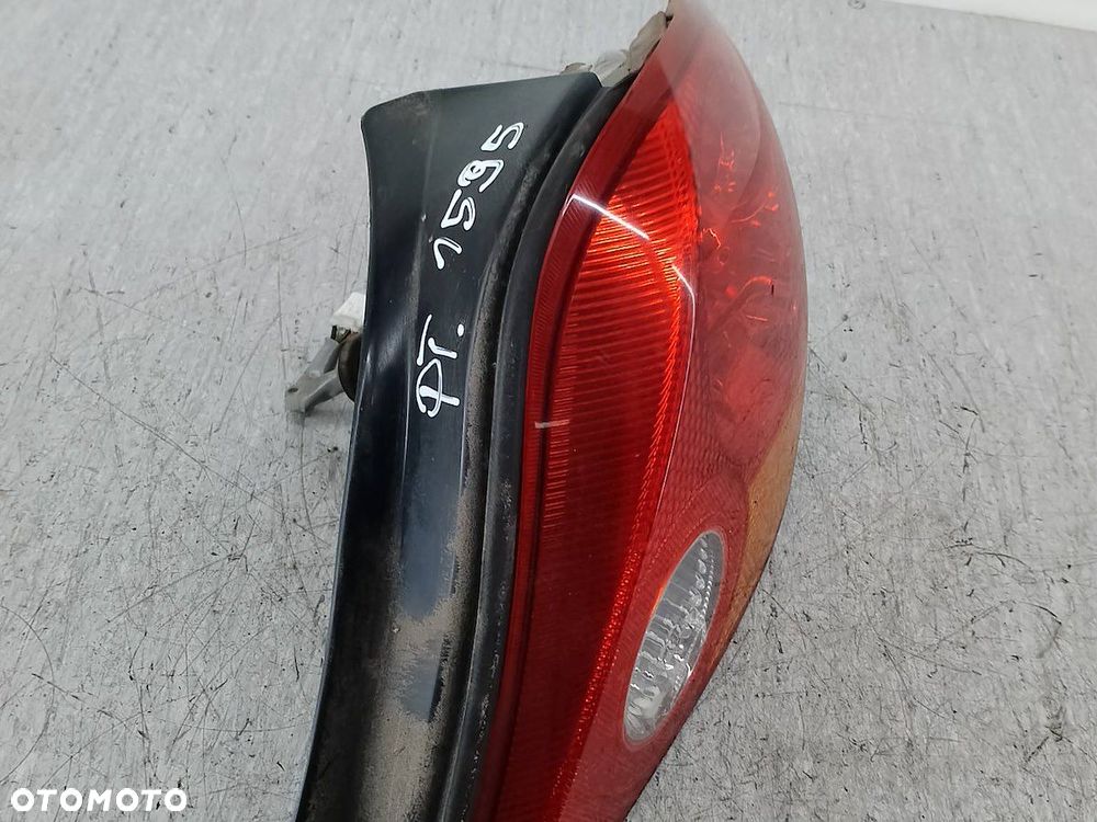 LAMPA TYLNA PRAWA HYUNDAI COUPE III 92402-2CXXX COUPE - 2