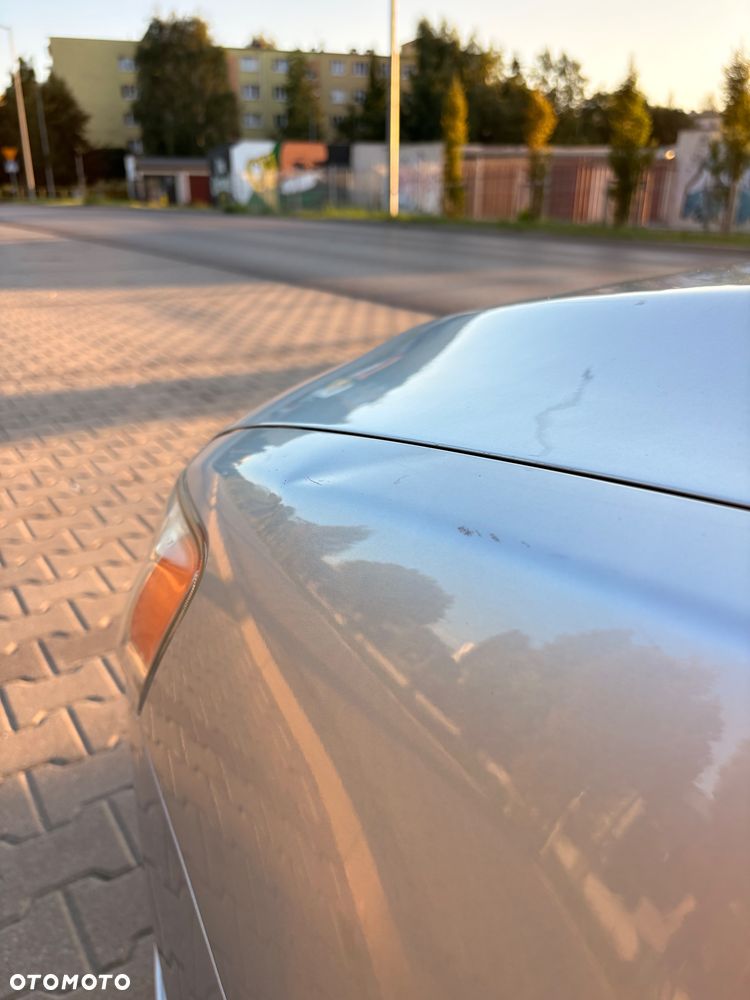 Mitsubishi Lancer 1.8 Intense - 19