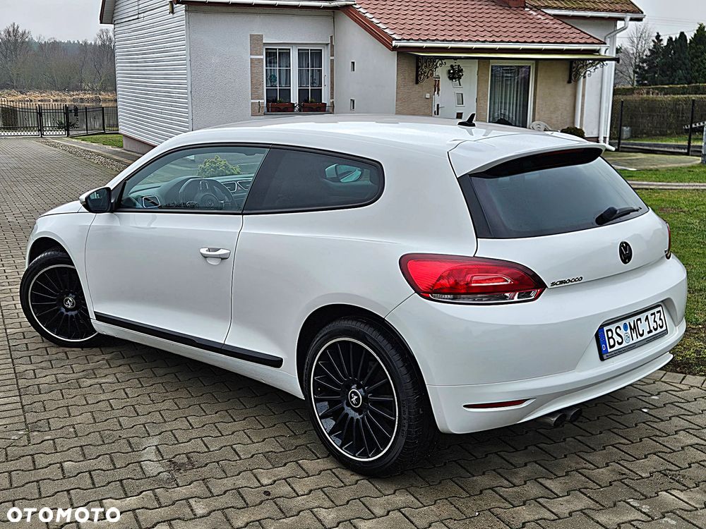 Volkswagen Scirocco 1.4 TSI DSG Edition - 3