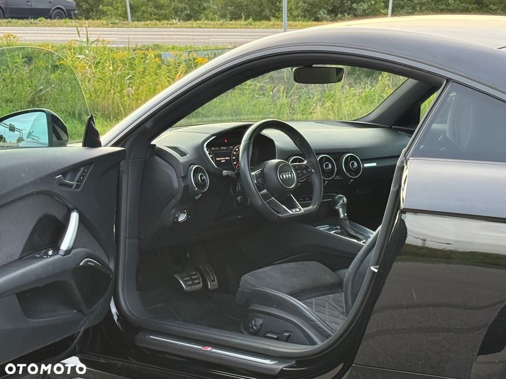 Audi TT Coupé - 26
