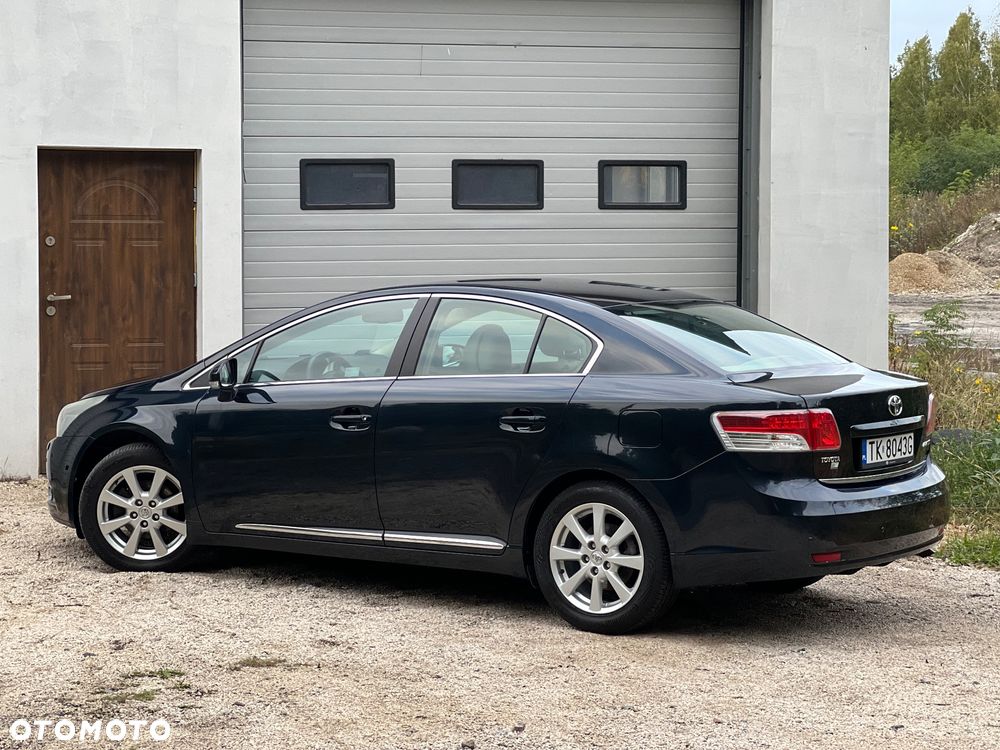 Toyota Avensis 2.0 D-4D Platinium - 16