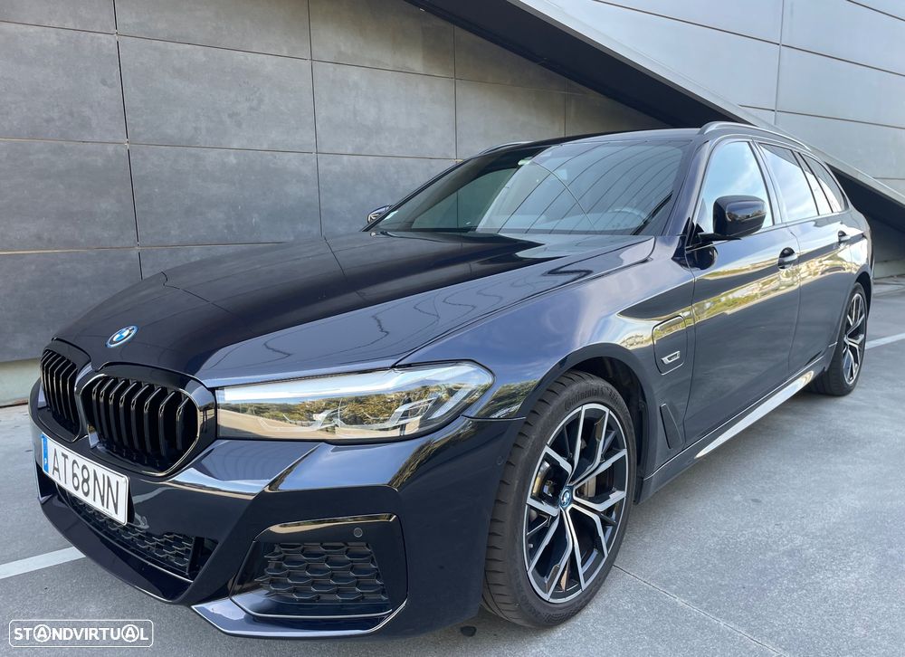 BMW 530 e Pack 50 anos M - 15