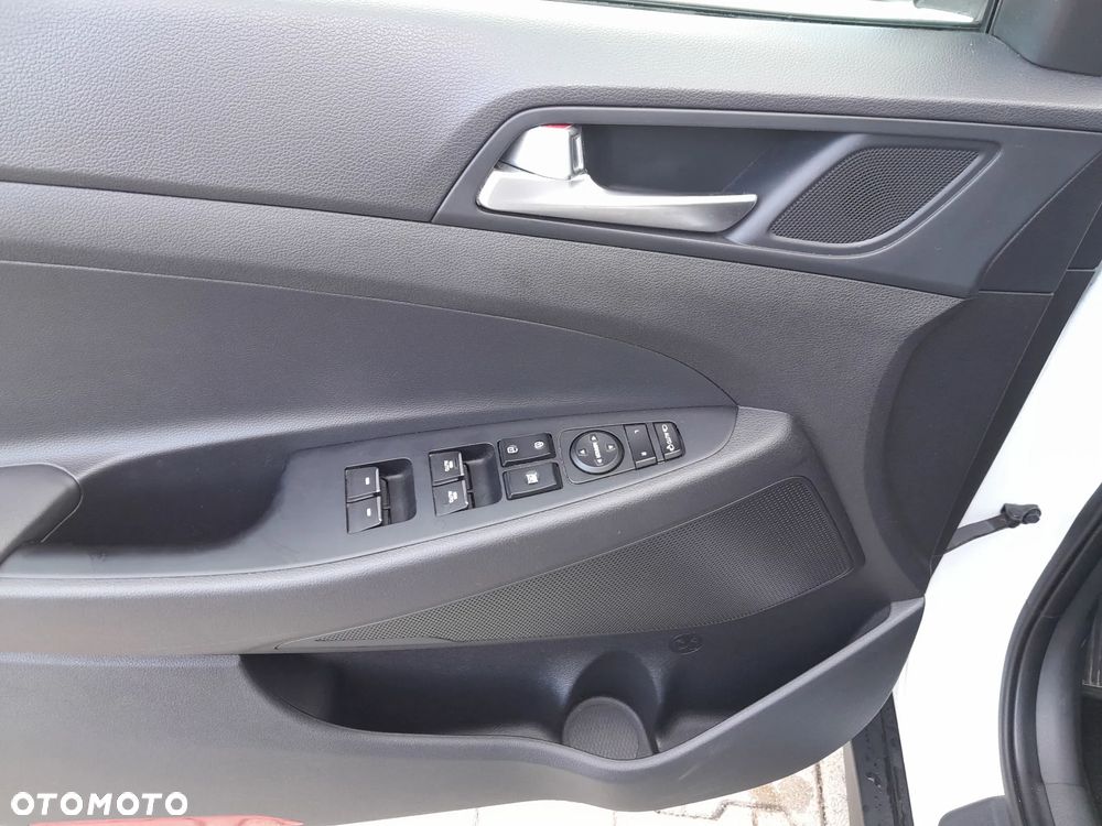 Hyundai Tucson 1.6 GDI BlueDrive Comfort 2WD - 10