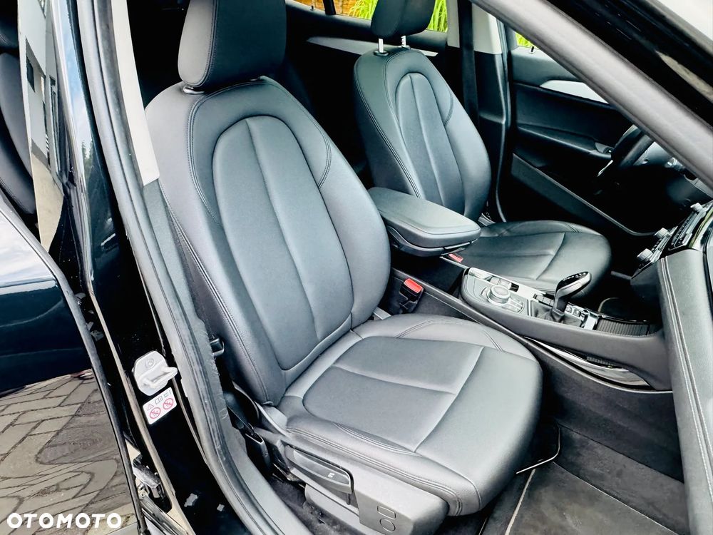 BMW X2 sDrive18d Business Edition sport - 24